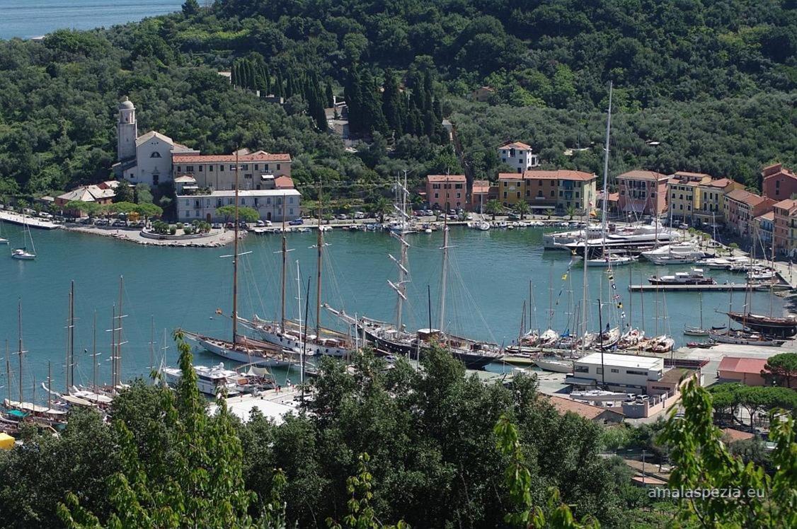 Finestra Sul Golfo Di Le Grazie *